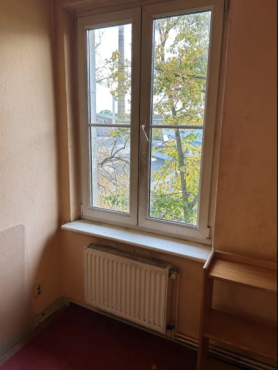 Gereinigte Fensterfläche eines realen Objekts
